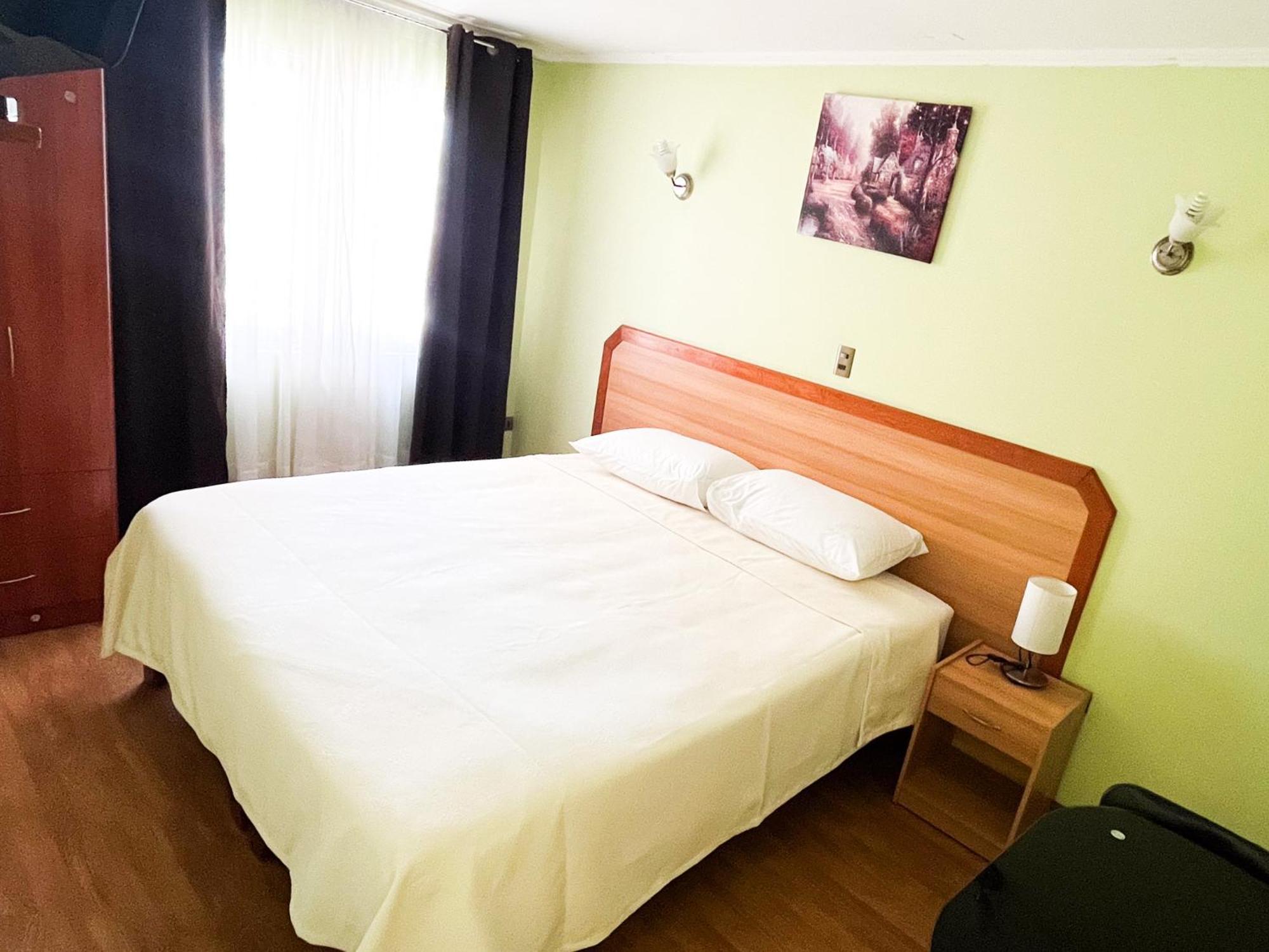 Hostal Sol Del Pacifico Iquique Ngoại thất bức ảnh