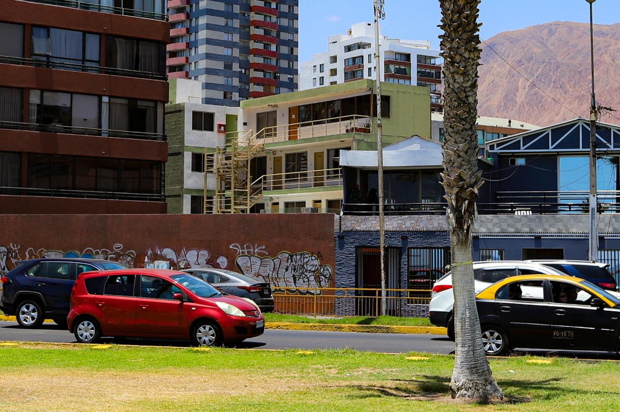 Hostal Sol Del Pacifico Iquique Ngoại thất bức ảnh